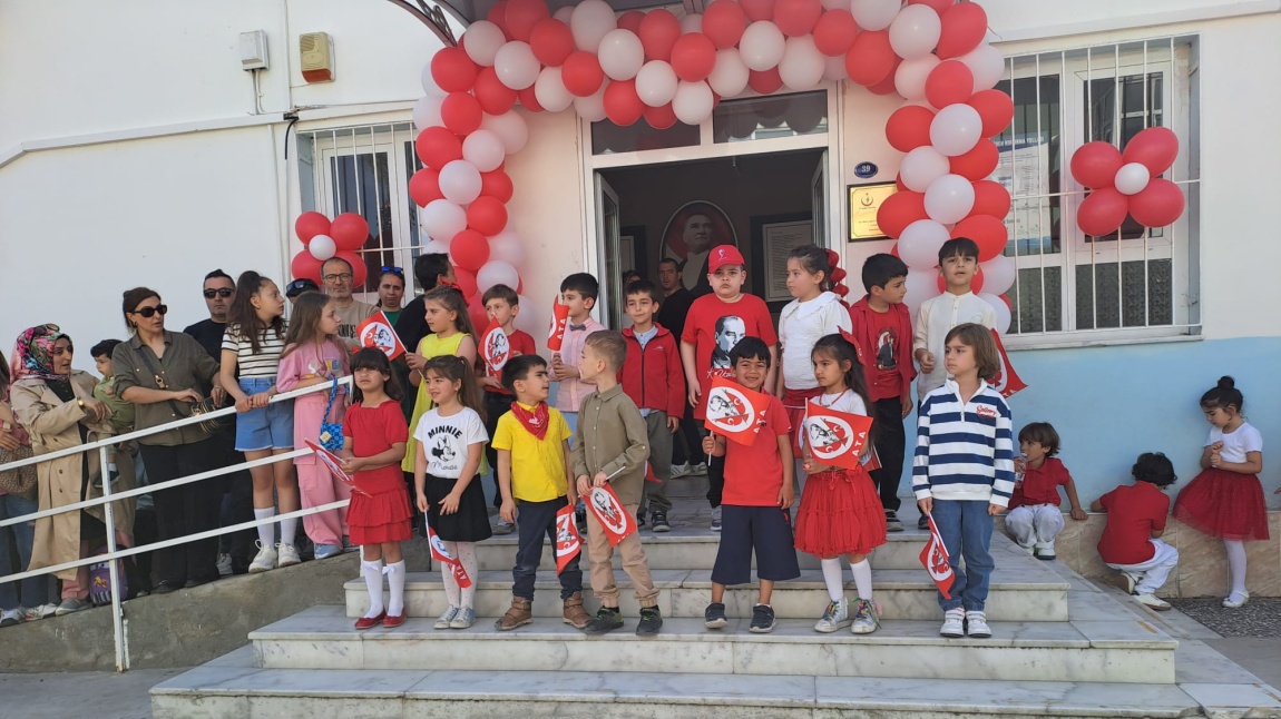 23 Nisan Ulusal Egemenlik ve Çocuk Bayramımızı Coşkuyla Kutladık